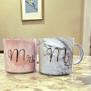 Elegant Marble Mr. and Mrs. Mug Set - Pink and Gray with Gold Accents